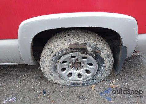 2005 Chevrolet Silverado 1500 Z71 из США, поврежденный, VIN 1GCEK19B55Z171257